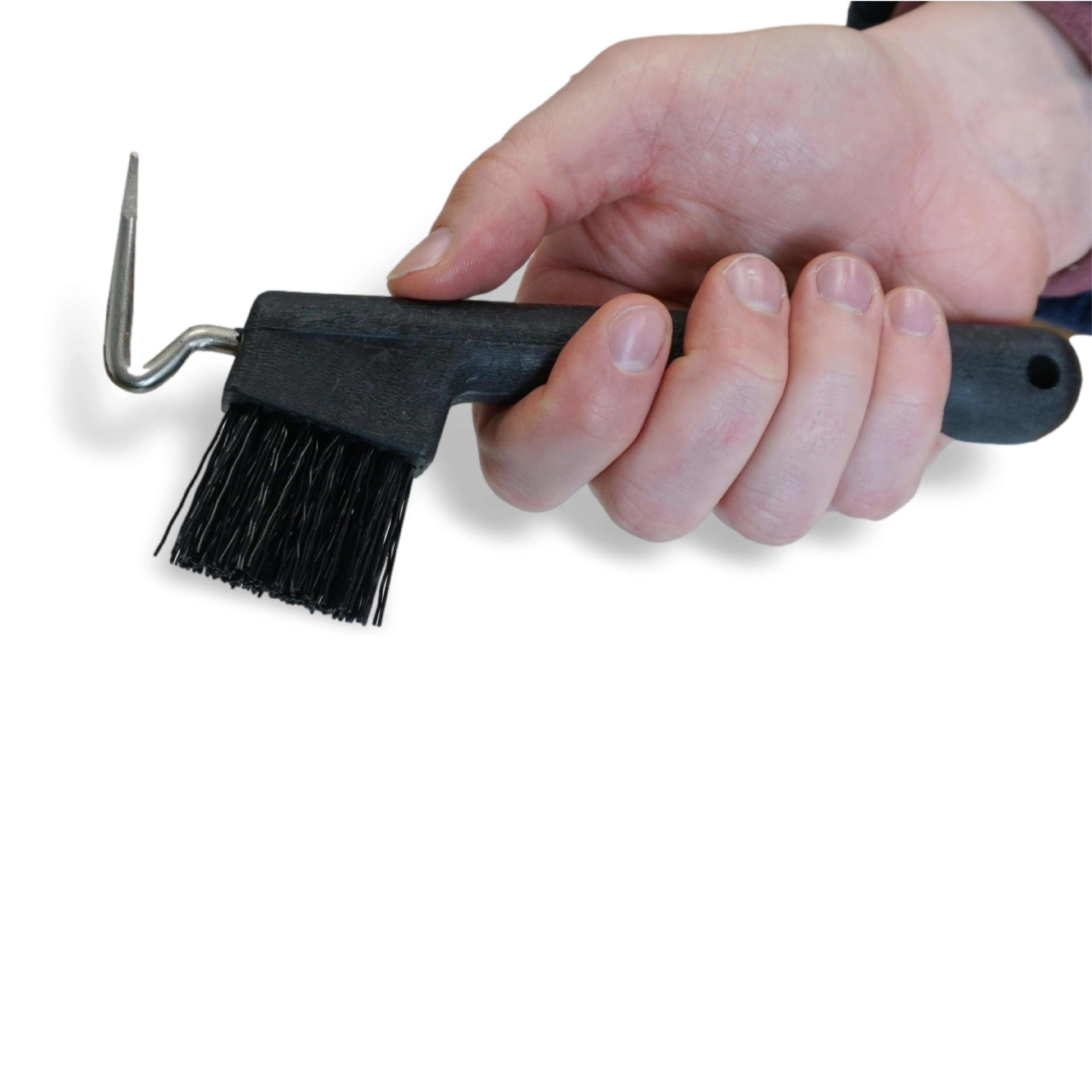 Hufkratzer mit stabiler Bürste und ergonomischen Griff